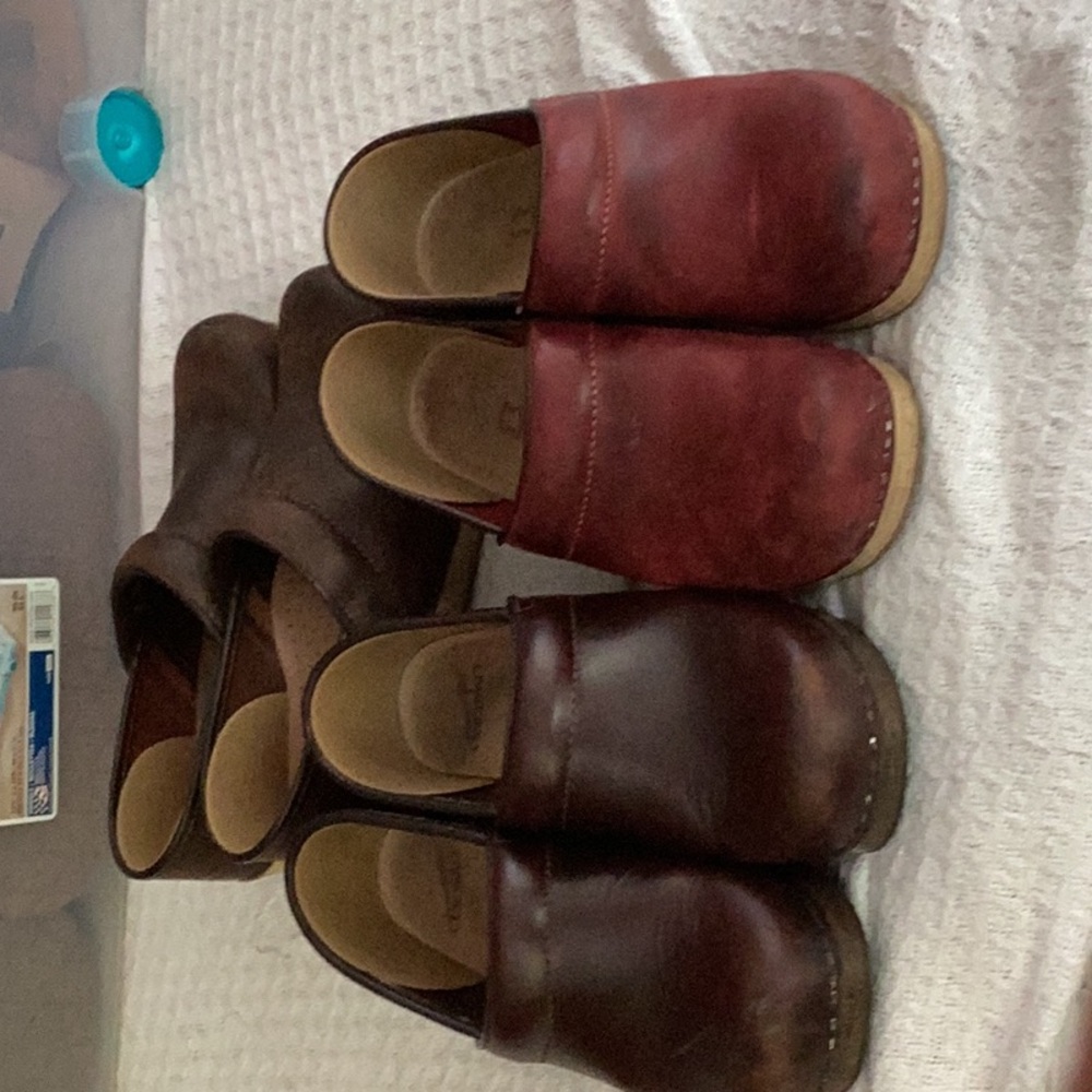 Lot of size 38 Dansko clogs